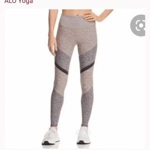 Alo yoga pants